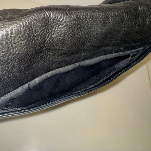 Pierre Balmain Black Leather Shoulder Crossbody Messenger Bag - Picture 9 of 16